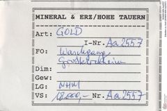Etiketten zu Gold (NHMW-MIN-Aa2557)